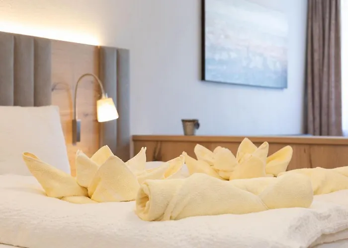 Krippenstein Mit Indoorpool Und Sauna アパート *