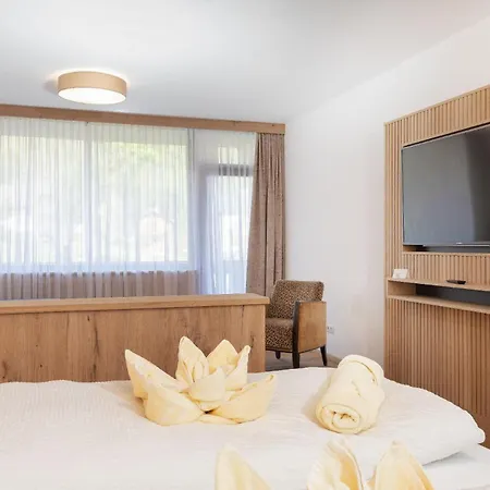 Krippenstein Mit Indoorpool Und Sauna Διαμέρισμα Bad Goisern